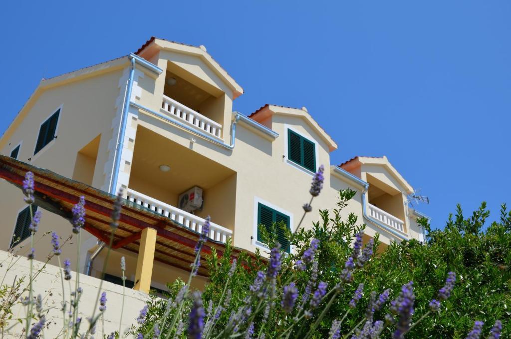 Villa Fortudor ميلنا المظهر الخارجي الصورة